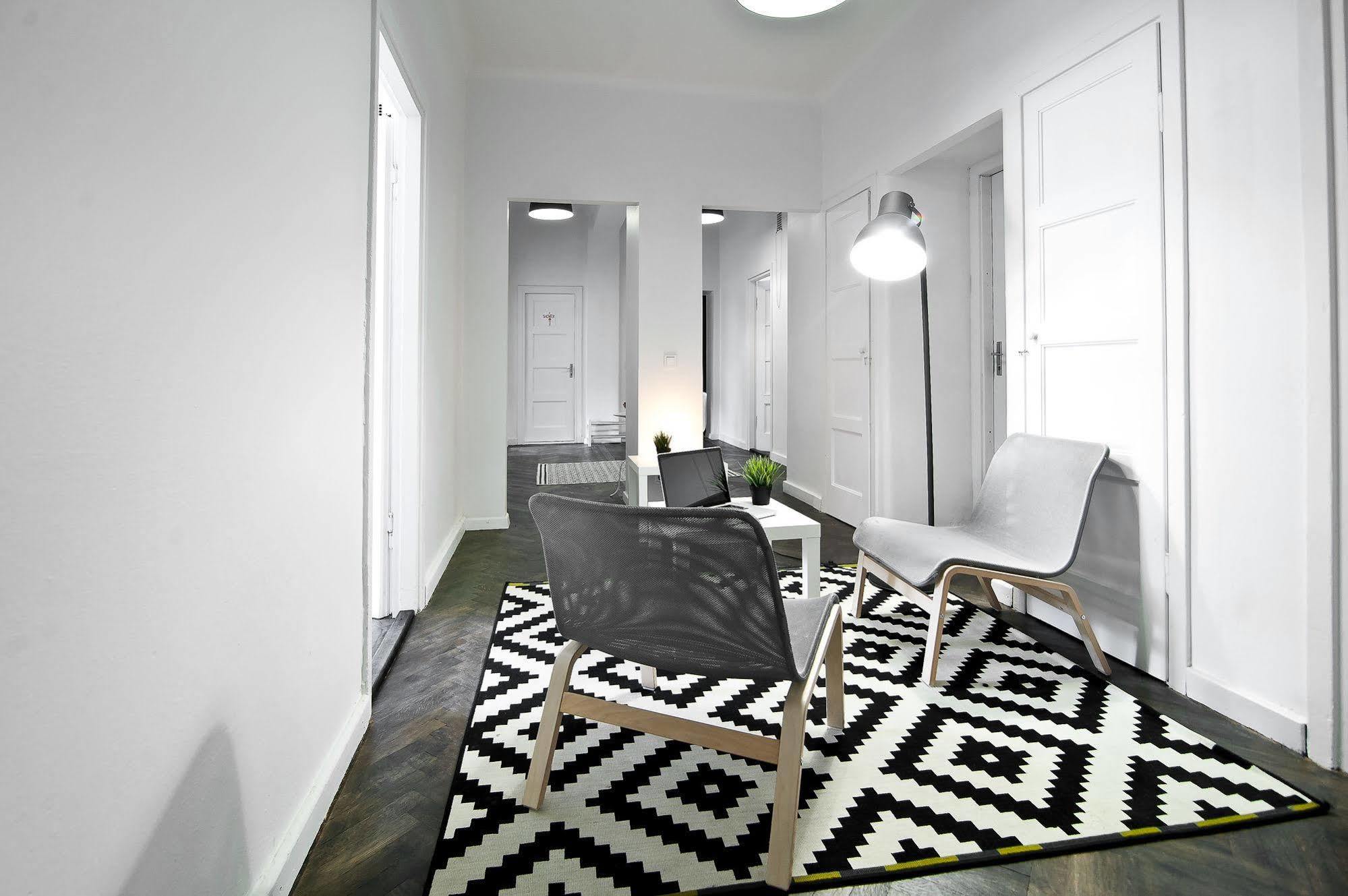 Extra Hostel "Easy Kaunas" Zewnętrze zdjęcie