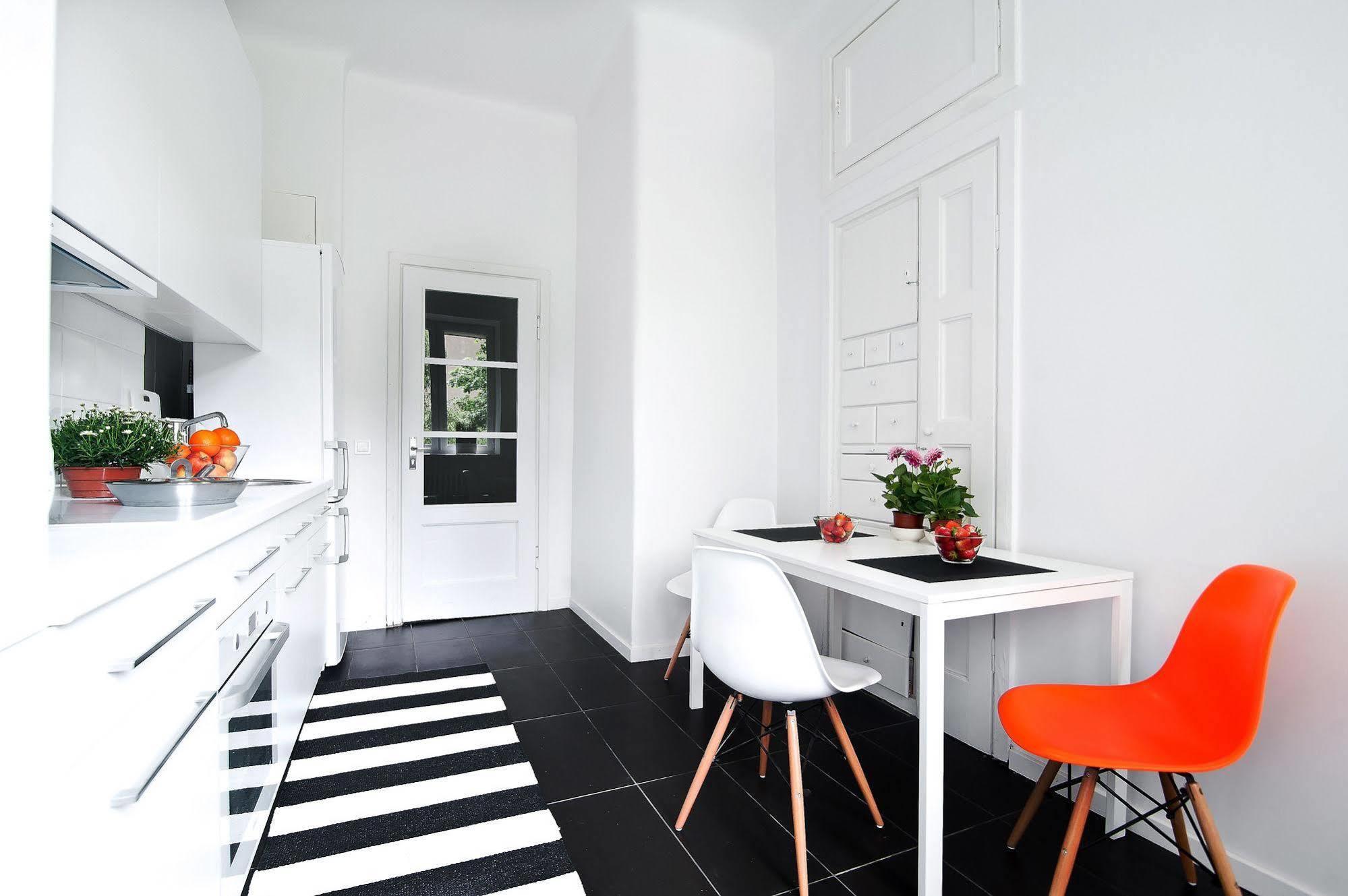 Extra Hostel "Easy Kaunas" Zewnętrze zdjęcie